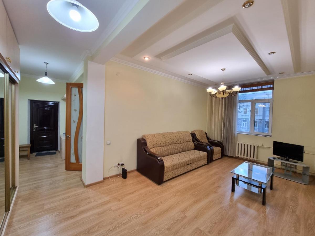 Stefan Cel Mare Boulevard Ultracentral Apartments In The Center Кишинев Екстериор снимка