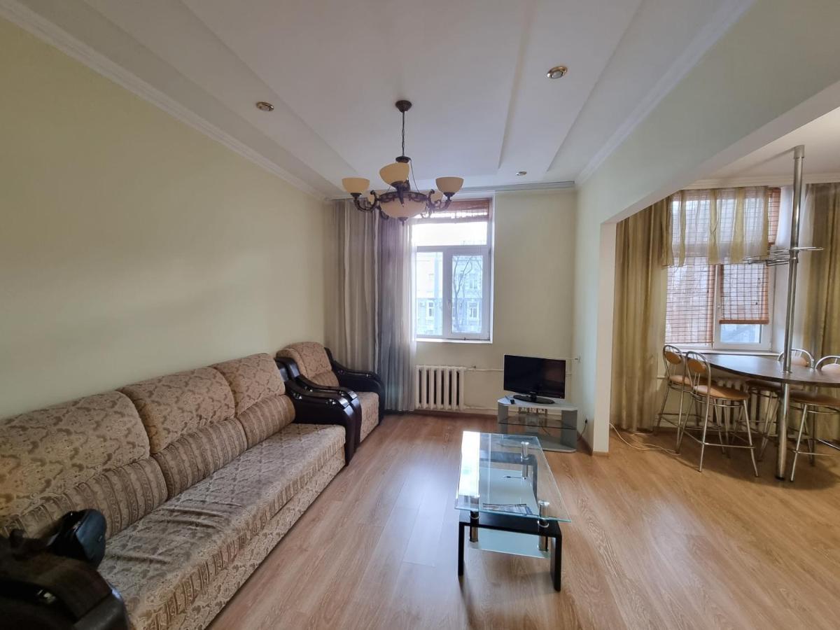 Stefan Cel Mare Boulevard Ultracentral Apartments In The Center Кишинев Екстериор снимка