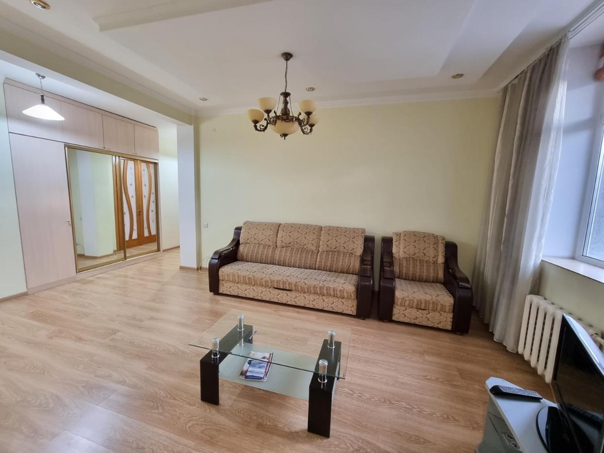 Stefan Cel Mare Boulevard Ultracentral Apartments In The Center Кишинев Екстериор снимка