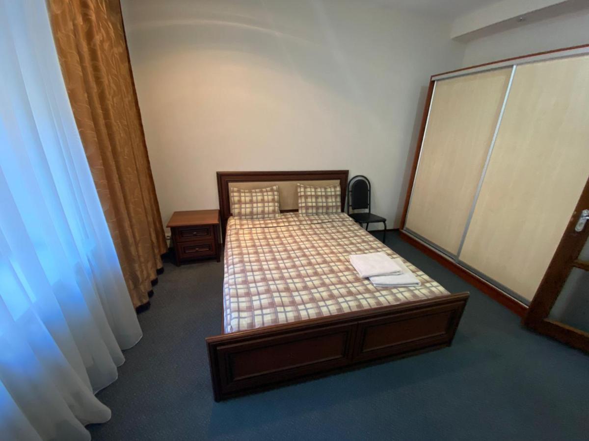 Stefan Cel Mare Boulevard Ultracentral Apartments In The Center Кишинев Екстериор снимка
