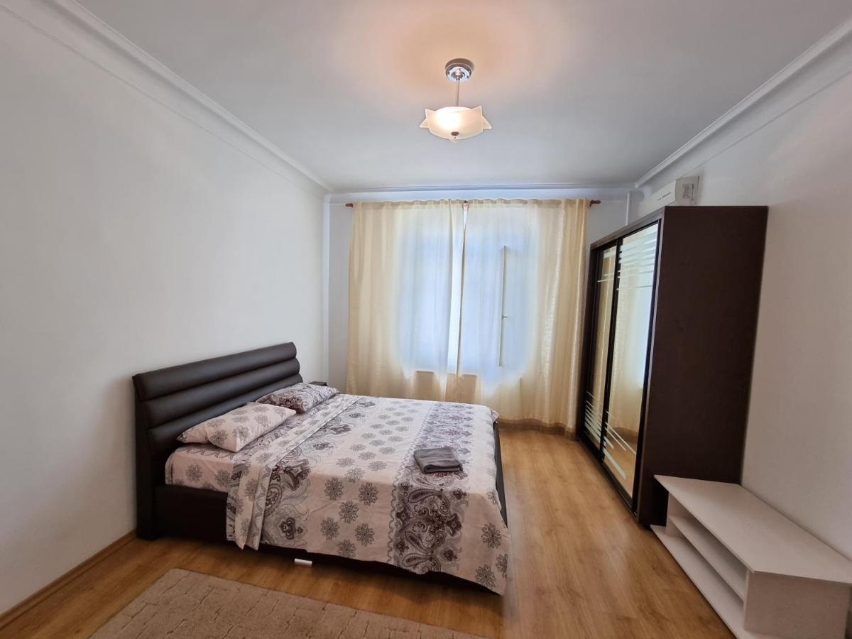 Stefan Cel Mare Boulevard Ultracentral Apartments In The Center Кишинев Екстериор снимка