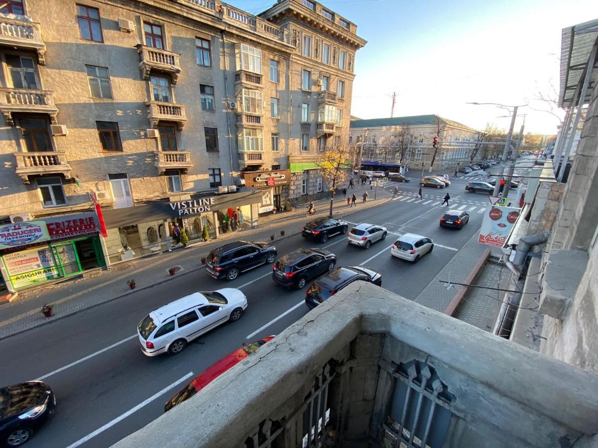 Stefan Cel Mare Boulevard Ultracentral Apartments In The Center Кишинев Екстериор снимка
