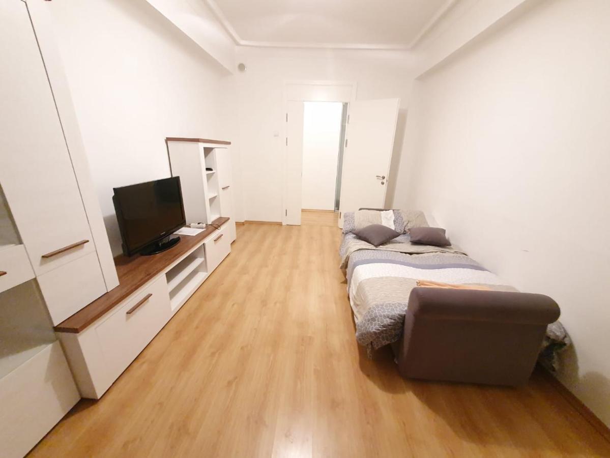 Stefan Cel Mare Boulevard Ultracentral Apartments In The Center Кишинев Екстериор снимка