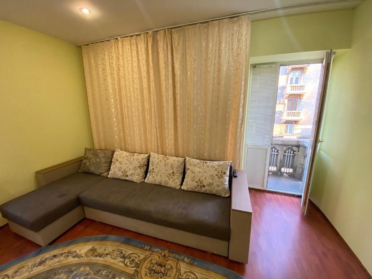 Stefan Cel Mare Boulevard Ultracentral Apartments In The Center Кишинев Екстериор снимка